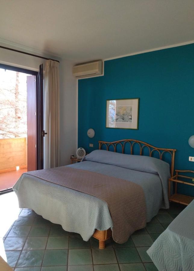 Albergo Il Biancospino Sirmione Bagian luar foto